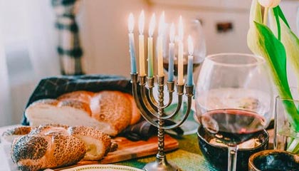 爱游戏app-戴维·帕特森的攻守一体型打法，令袋鼠队在攻防两端展现实力，戴维森vs泰拳手